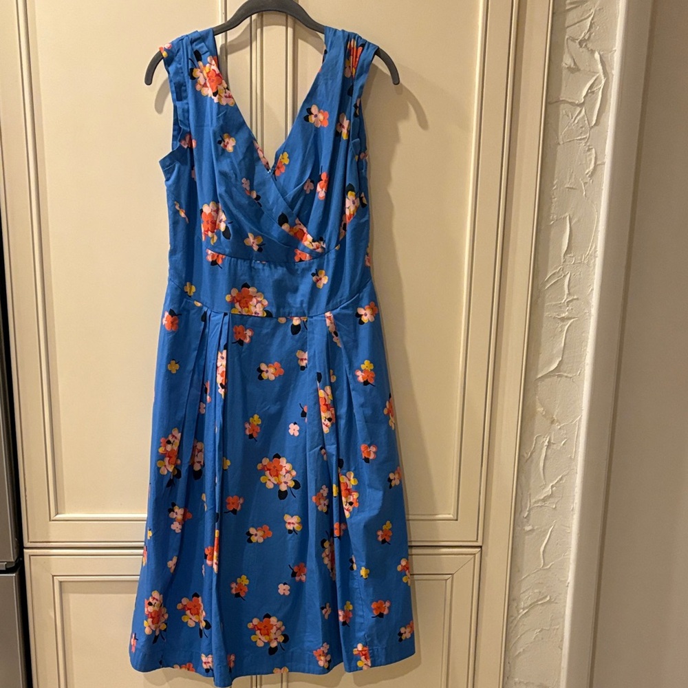 Elegant Blue Floral Midi Dress